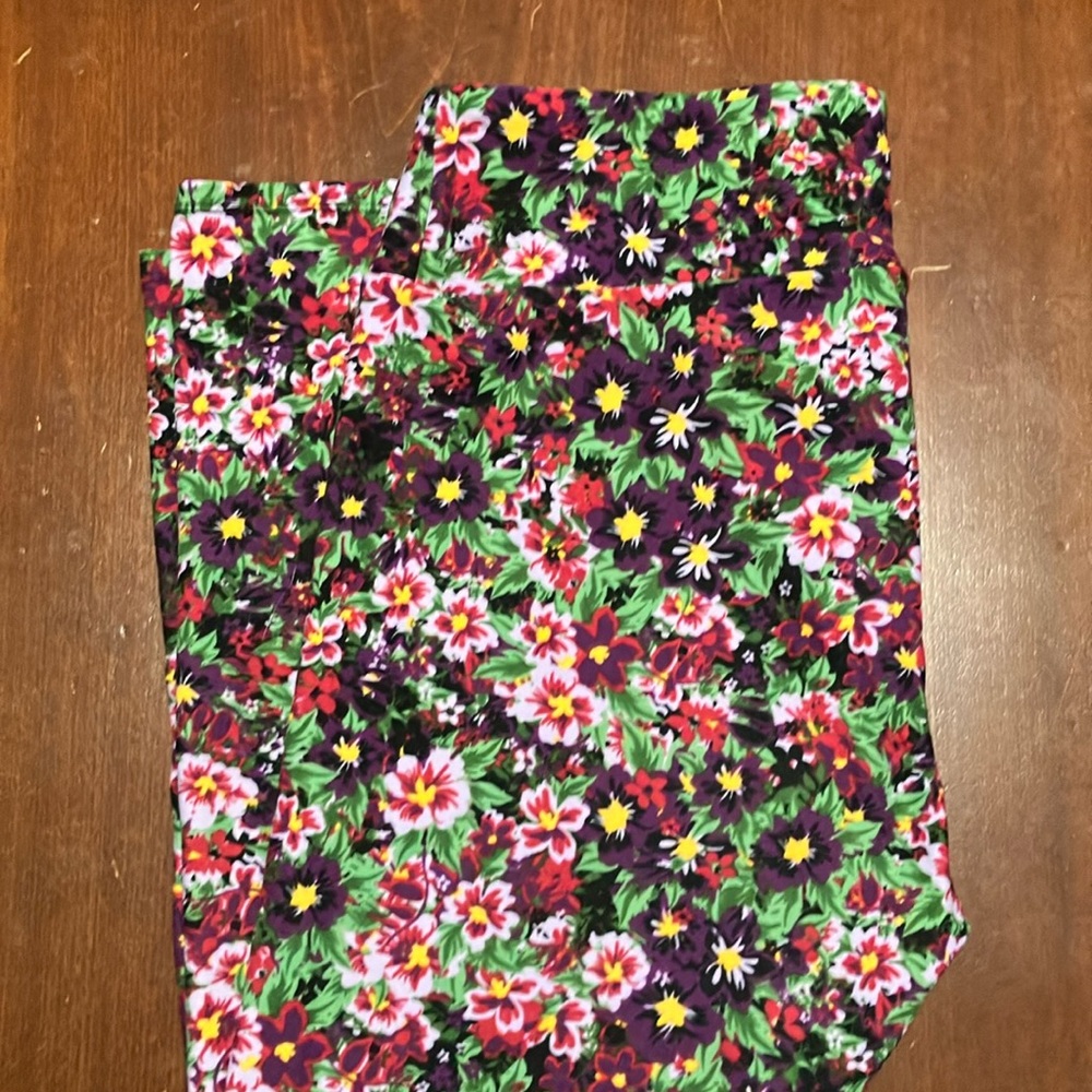 LuLaRoe TC Leggings C13